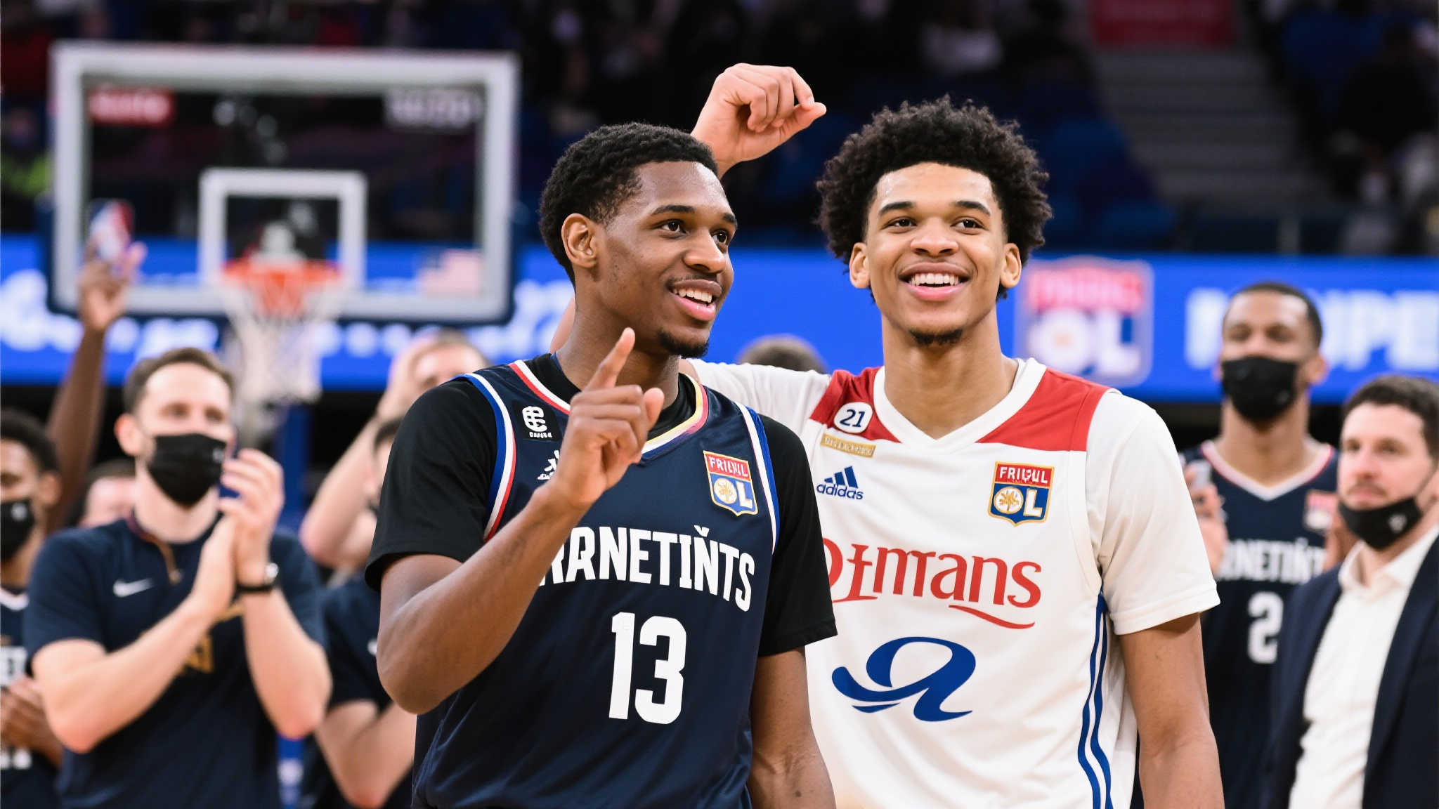 巴黎高居欧洲俱乐部积分榜第二,里尔位列第16 不少人记忆犹新的是 2021 年,当时 *里昂击败